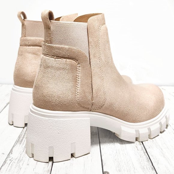 New Clay Beige Chelsea Round Toe Ankle Boots Booties - Picture 3 of 4